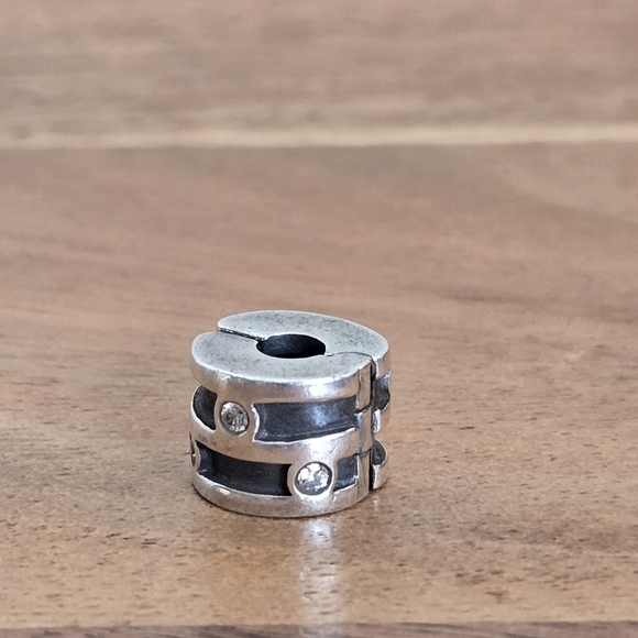 Pandora Silver and Black Clip Bead With CZ Sterling Silver - Picture 3 of 3